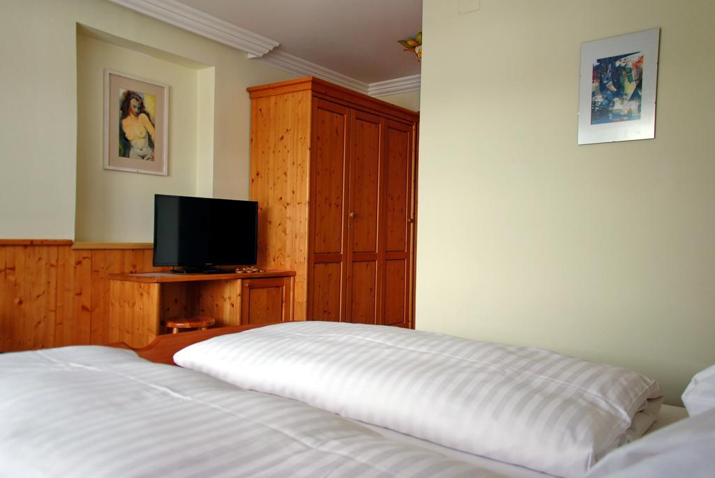 Hotel Tauplitzerhof Habitación foto